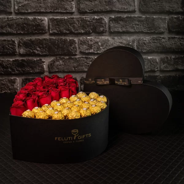Box coração preto com rosas vermelhas e chocolate Ferrero Rocher