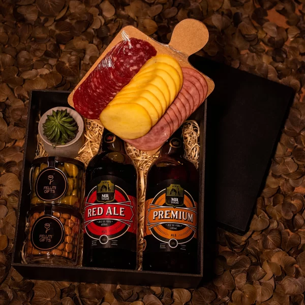 Kit executiva com cerveja artesanal e petiscos